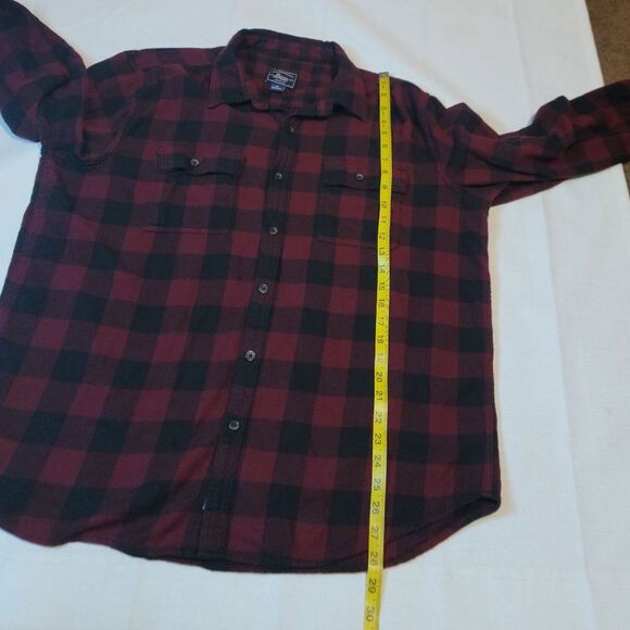 G.H. Bass & Co. Dark Red Checkered Button Up Shirt Size XL - Picture 6 of 8